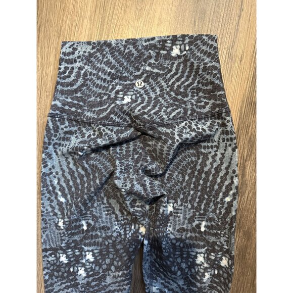 Lululemon Womens Align Pant 28” in Indigo Lace Starlight Multi Size 2 Athleisure - Picture 8 of 9